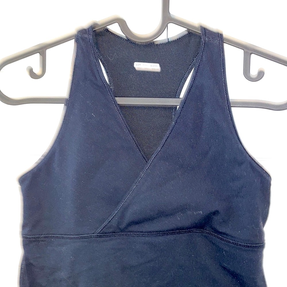 LULULEMON CROSSOVER V NECK TANK TOP